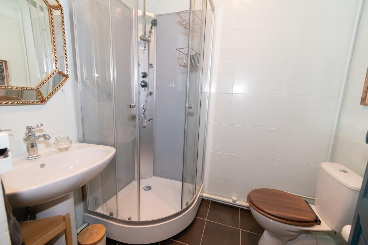 Au Gentleman Cambrioleur Apartman Charleville-Mézières Kültér fotó